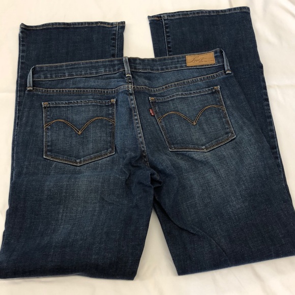 Levi's Denim - Levi Blue Jeans Slight Curve Classic Bootcut size 8 / 29